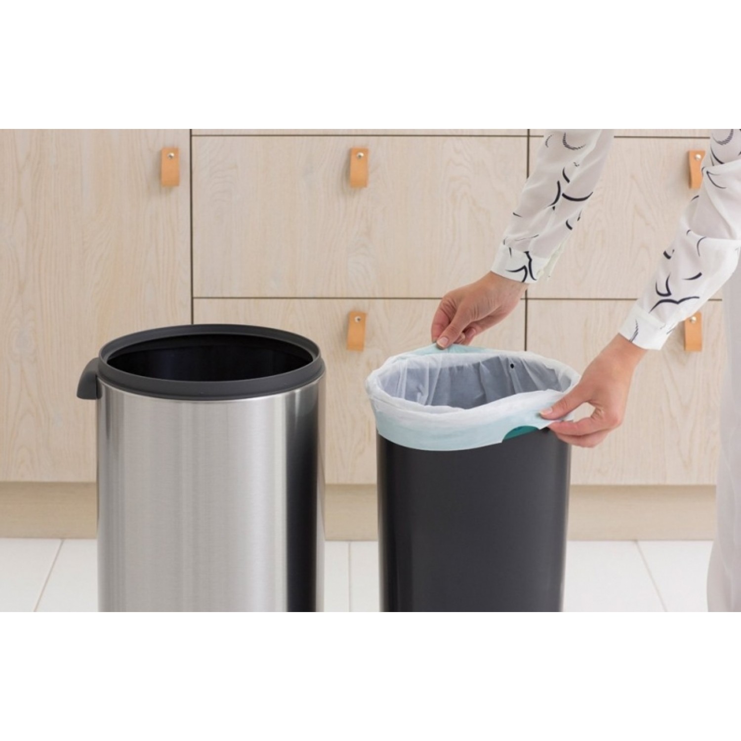 Кош за отпадъци Touch bin 30л (стомана мат)